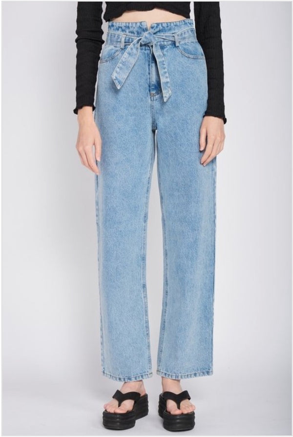 High Waist Belted Jeans