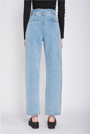 High Waist Belted Jeans